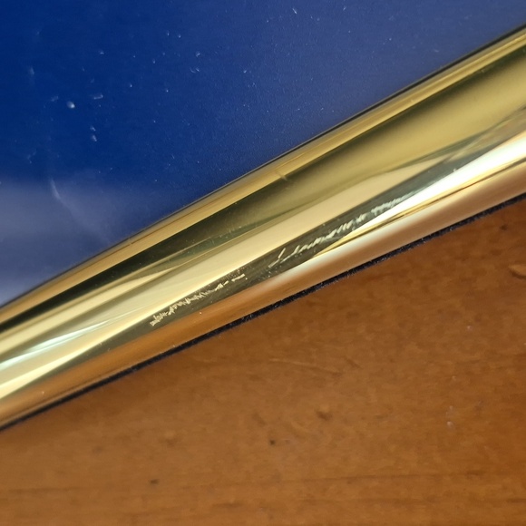 Burnes 8x10 Solid Brass Lacquered Picture Frame - Picture 4 of 5